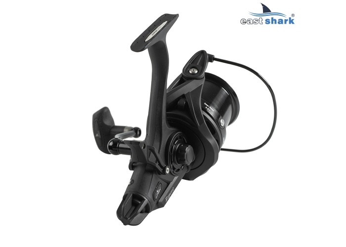 Катушка EastShark Expert 7000 с байтраннером 8+1BB 5.2/1