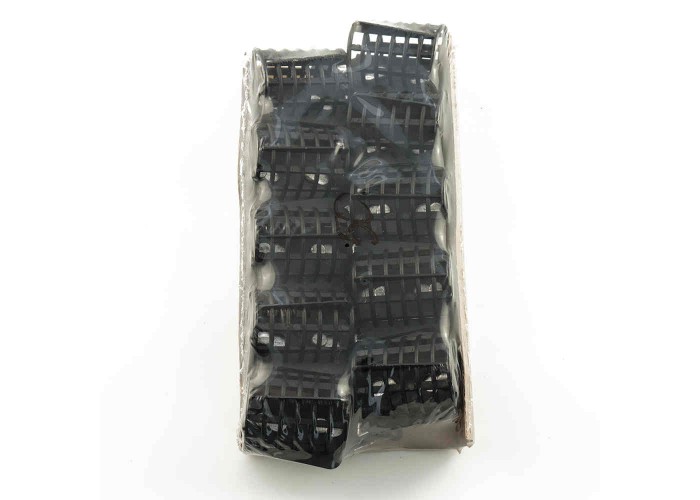 Кормушка IVVA "Вампир пластик" 50 гр (10шт. в упак.)